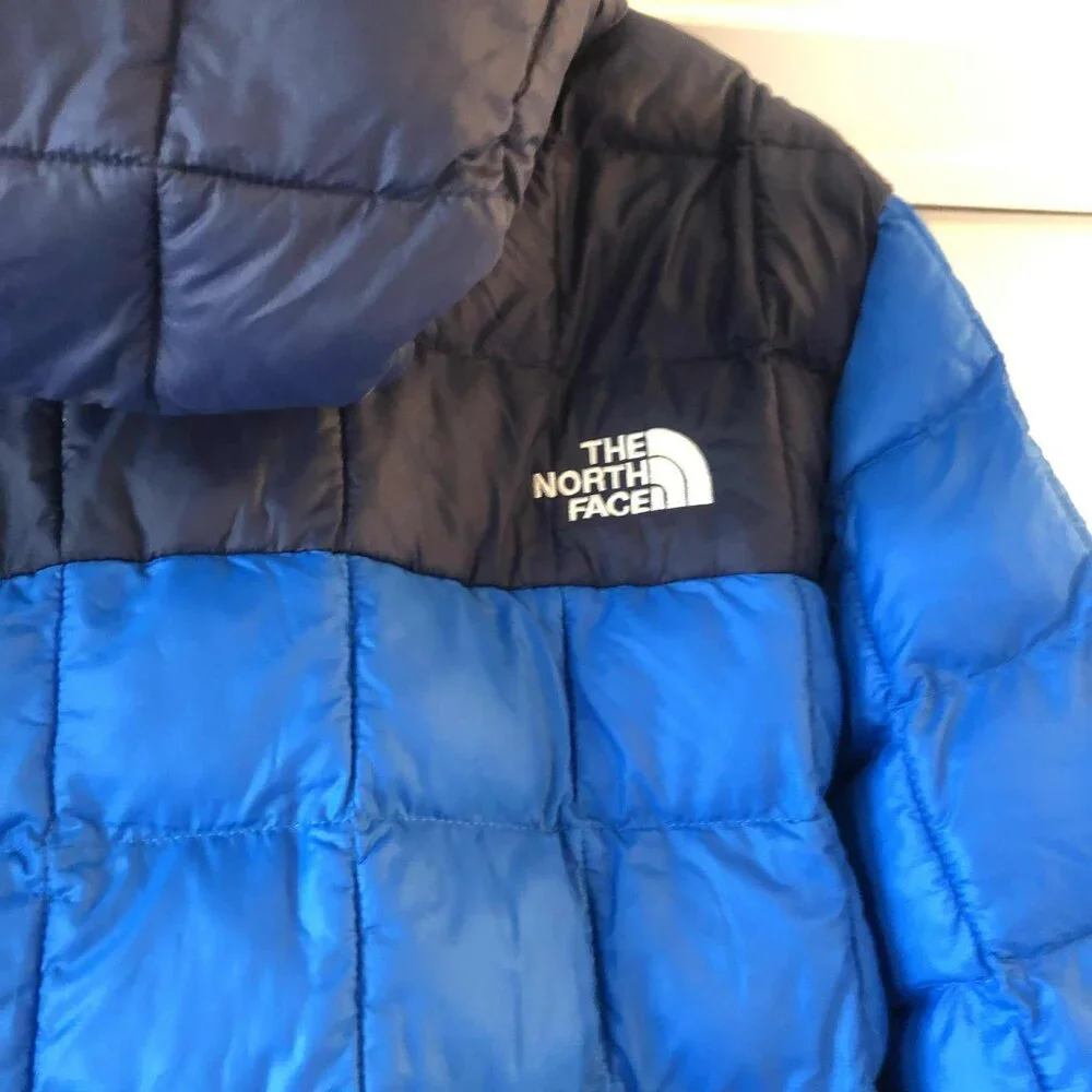 THE NORTH FACE x CDG Thermoball Hooded Puffer Jacket Blu\Blk 7\8 MSRP $170